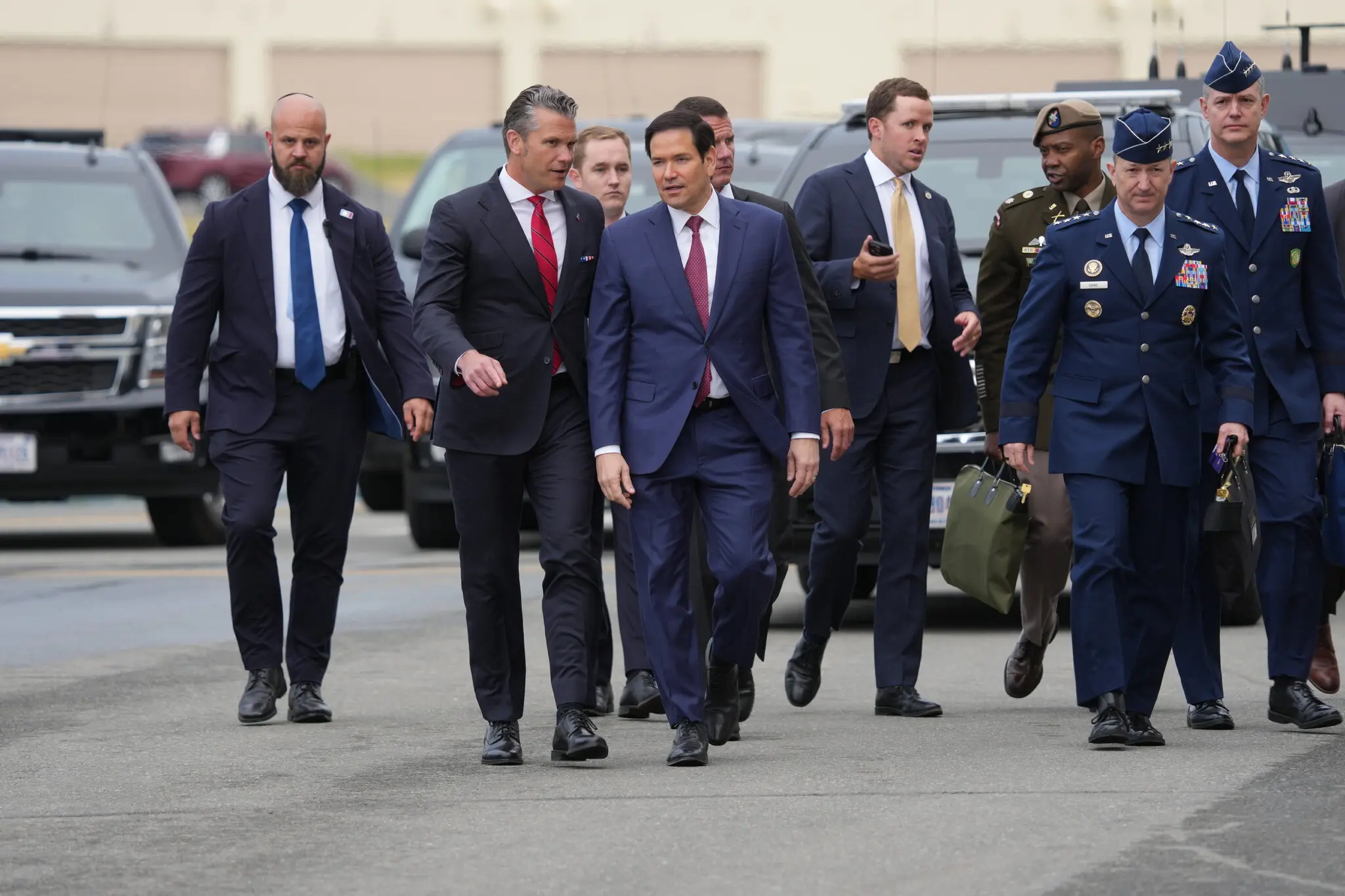 15putin-trump-rubio2-ztvk-superJumbo.jpg.webp