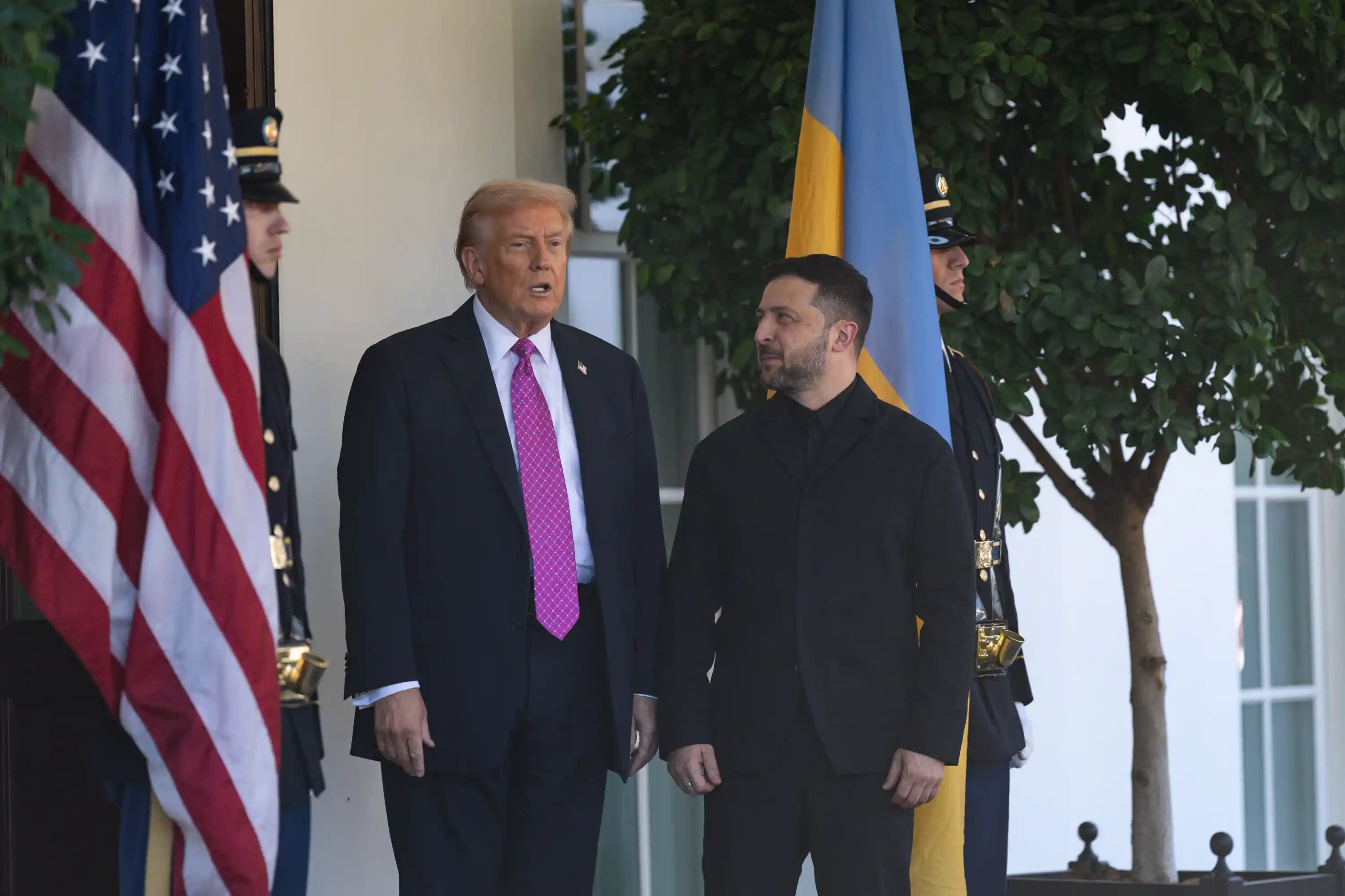 17int-trump-zelensky-setup1-jhbm-threeByTwoLargeAt2X.jpg.webp