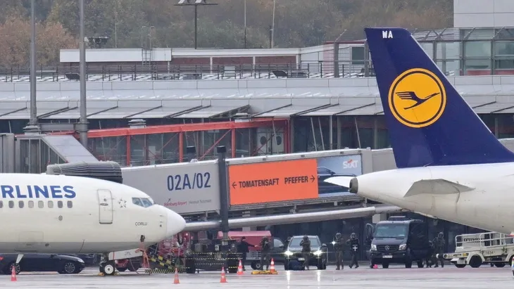 2023-11-05t142215z1274476389rc2074amvwhmrtrmadp3hamburg-airport-1699198301156203050173.webp