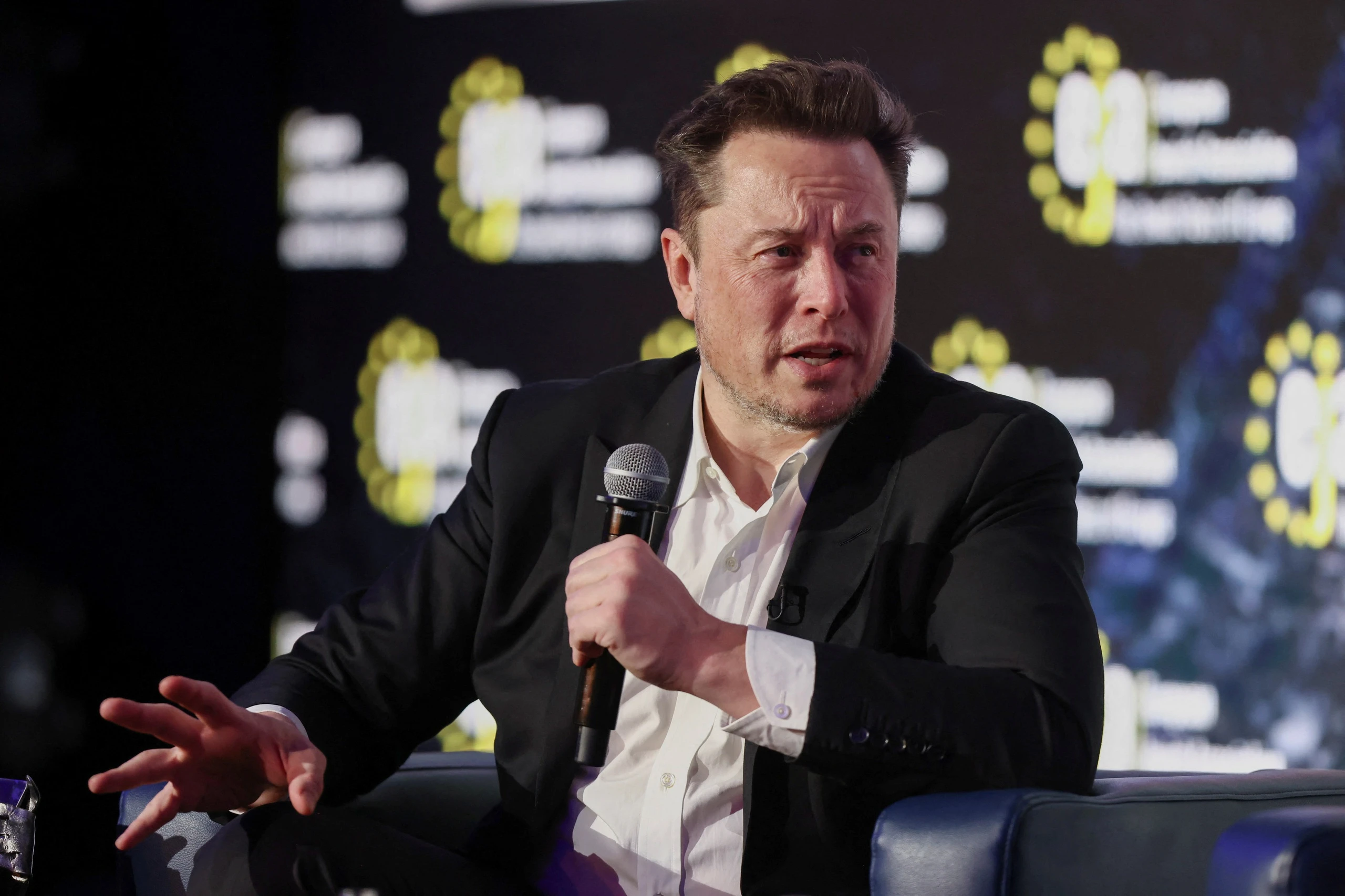 2024-01-22t160619z1153524885rc23n5a2lwa8rtrmadp3poland-musk-1707840164128776862558.webp