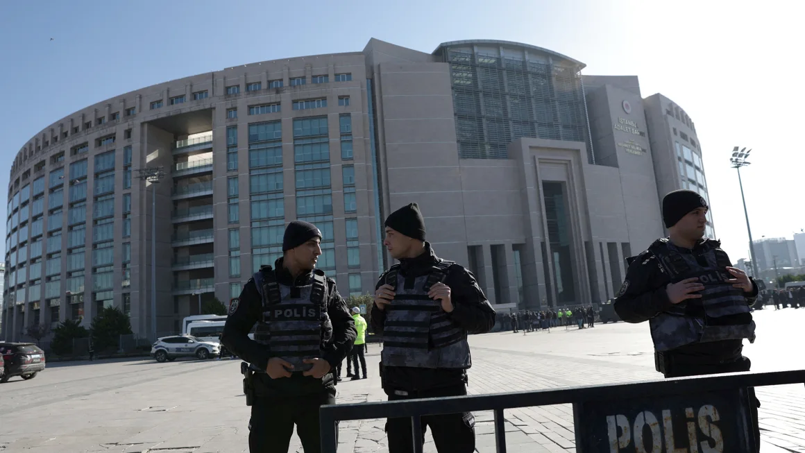 2024-02-06t100852z-1671725829-rc2yw5a42qz4-rtrmadp-3-turkey-security-court (1).webp