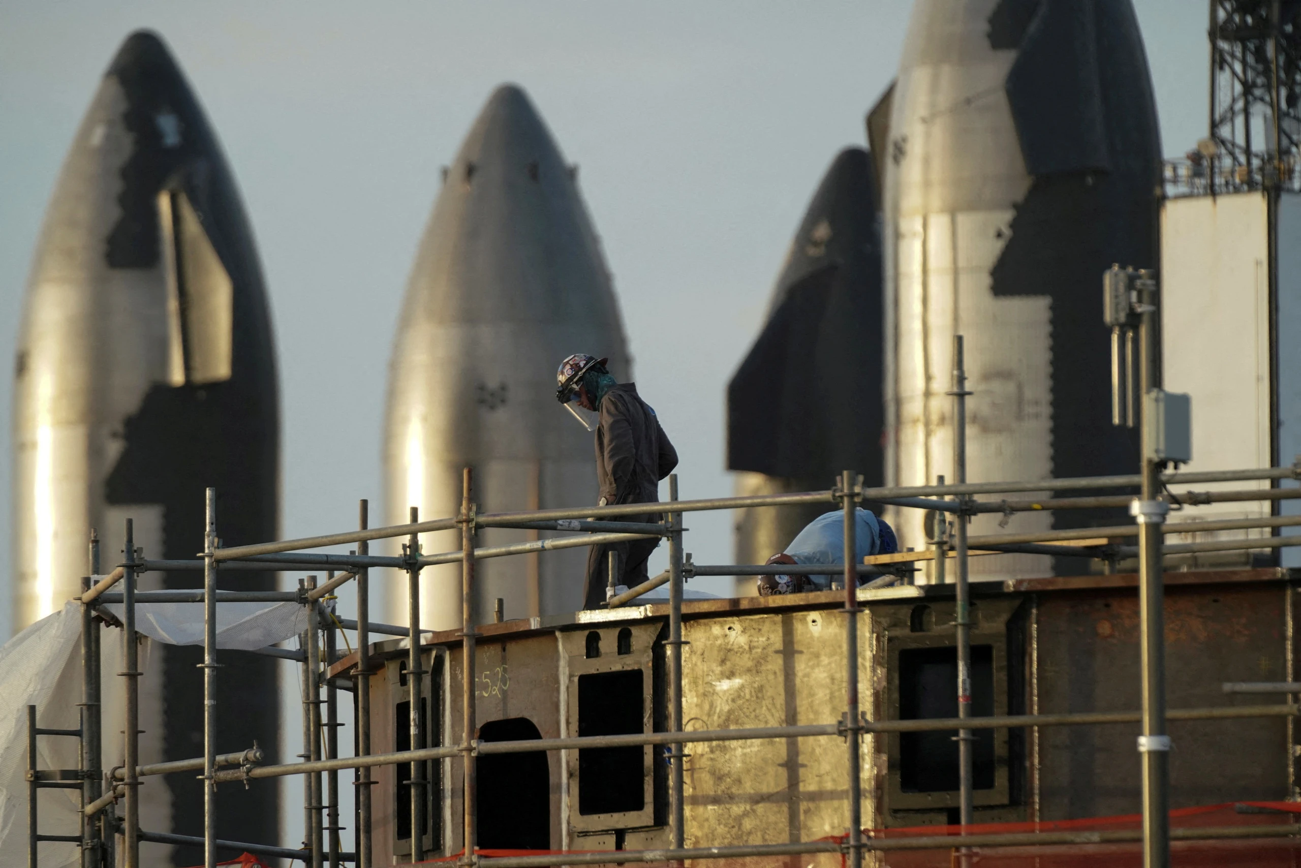 2024-02-13t174241z1882554159rc2dr2akrq2prtrmadp3spacex-safety-fines-17078681066811248864055.webp