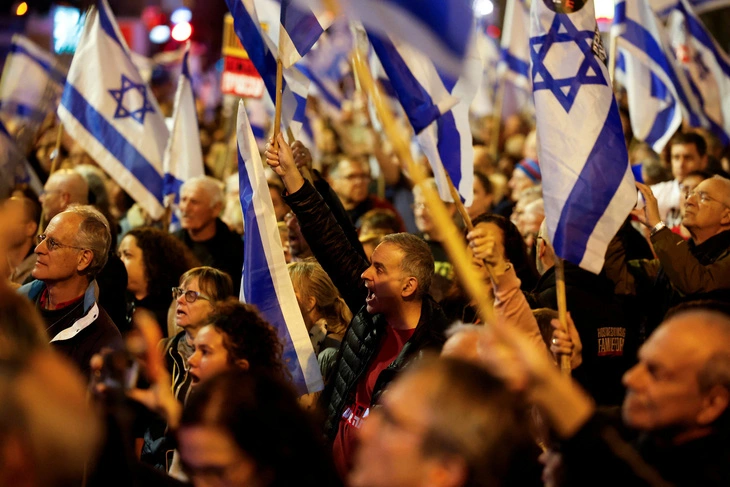 2024-03-23t172233z959460767rc2nr6aytcwxrtrmadp3israel-palestinians-government-protest-17114079704441093623525.webp