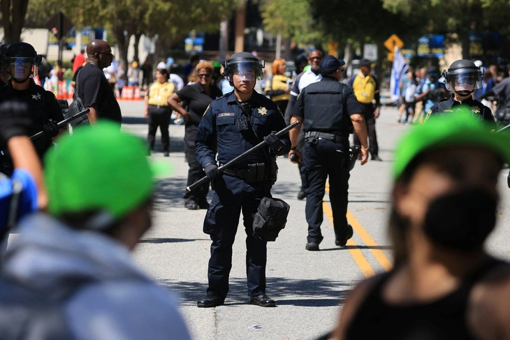 2024-04-28t215731z460260995rc2xf7aov4q4rtrmadp3israel-palestinians-usa-protests-1714366665634197611526.webp