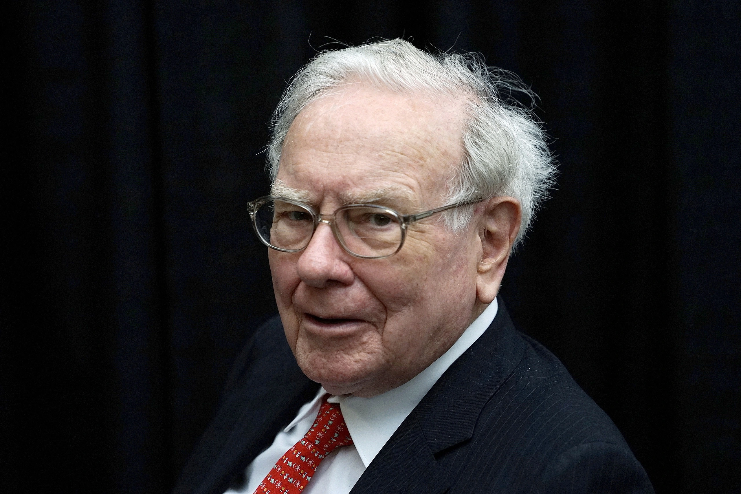 2024-08-28t175624z501930371rc24p9ald3hwrtrmadp3berkshire-buffett-trillion-17248973428001351777944.webp