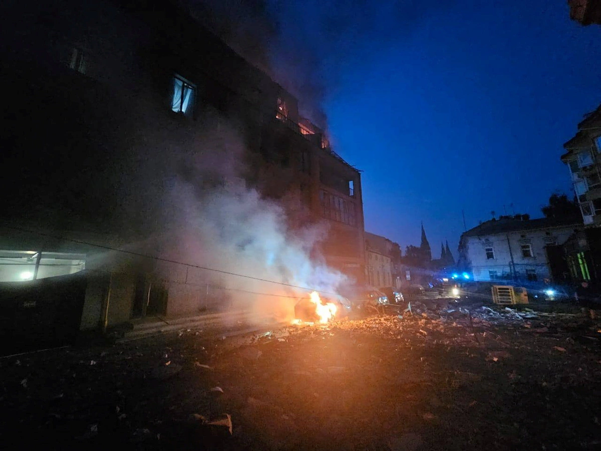 2024-09-04t034845z804793337rc2ft9apm7kjrtrmadp3ukraine-crisis-attack-lviv-17254239473522096318643.webp