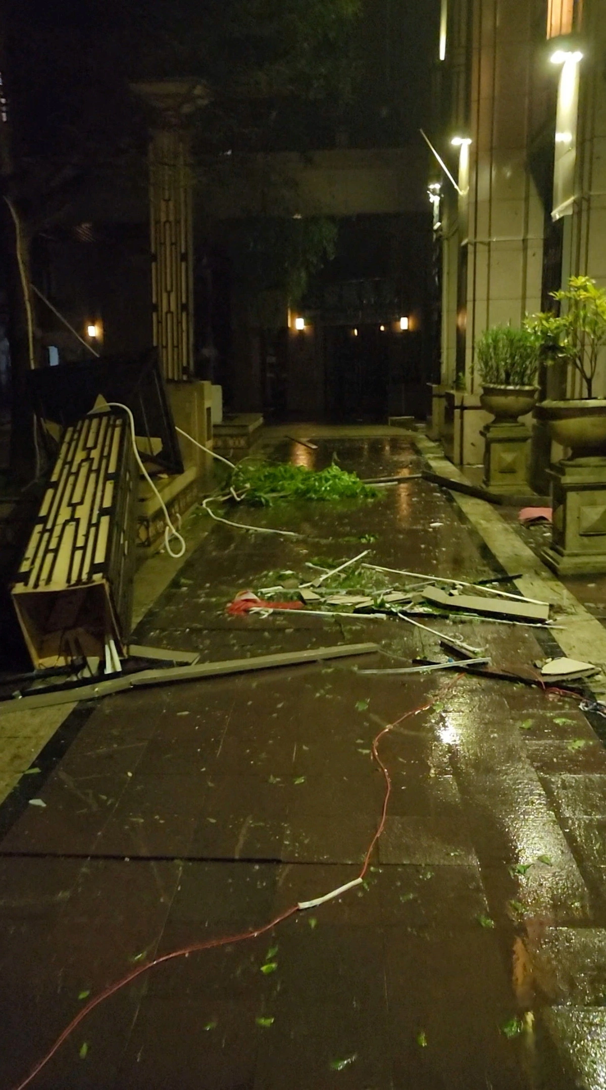2024-09-07t034650z106454228rc2fv9aqppa4rtrmadp3asia-weather-china-typhoon-17256827048011644744391.webp