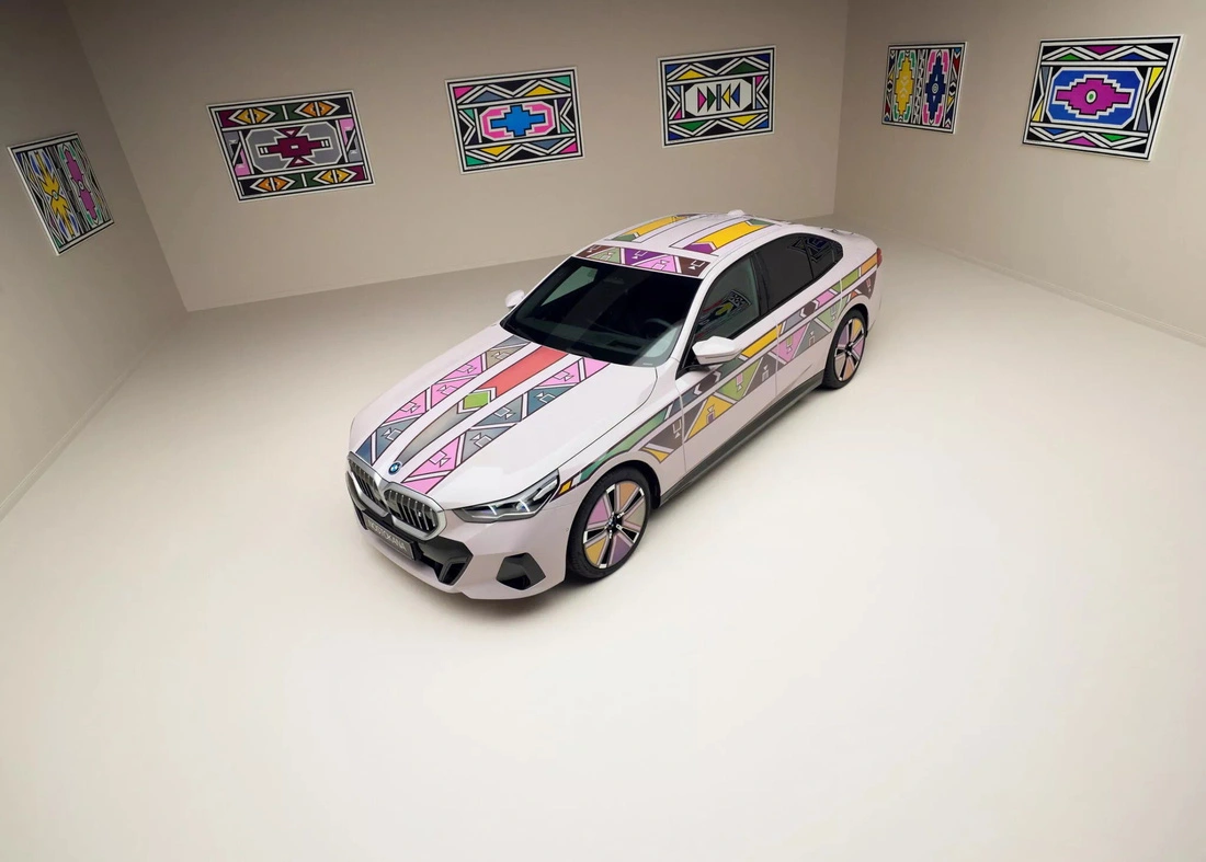 2024-bmw-i5-flow-nostokana-ext-4-17093134291451701879390.jpg.webp