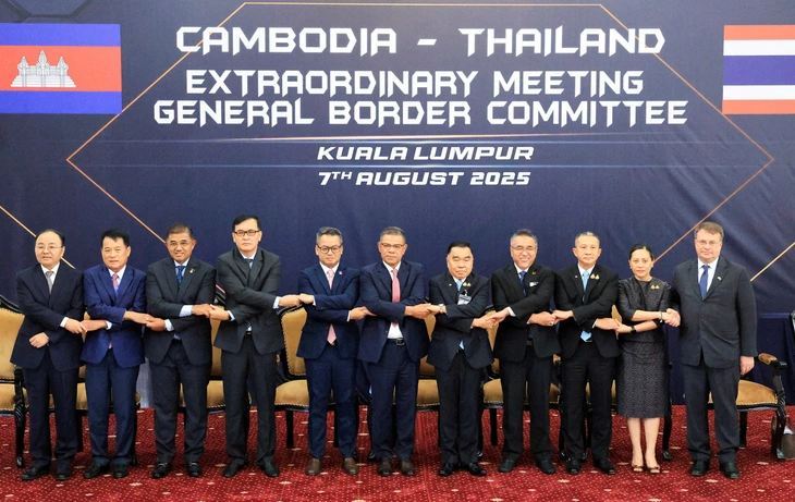 2025-08-07t071501z783359726rc252gaunrzwrtrmadp3thailand-cambodia-malaysia-17546479833271591012141.webp