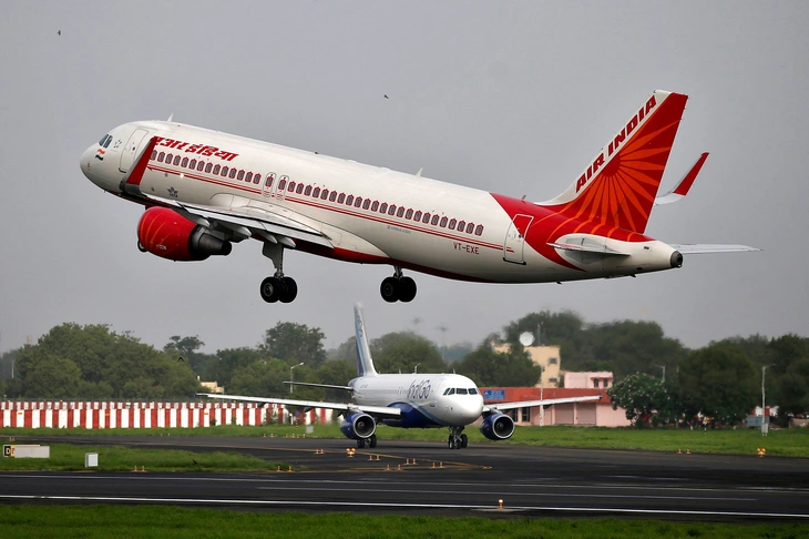 2025-08-07t125826z557977600rc2b2gah1ir5rtrmadp3india-aviation-labor-1754663695353438085888.webp