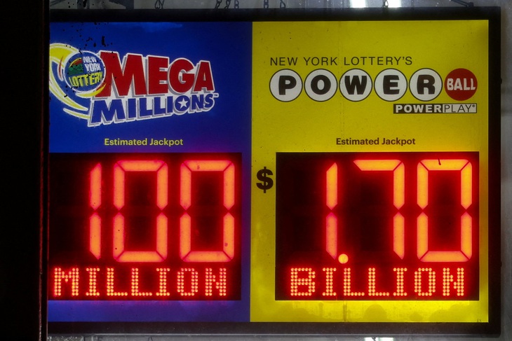 2025-12-23t231809z921668792rc2mmiasy7m8rtrmadp3usa-powerball-1766617303231950284818.jpg