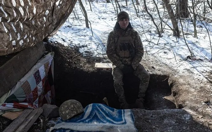 28012025-ukraine-truoc-ap-luc-phai-tang-cuong-nghia-vu-quan-su-36381085061112947458169-31378051585556957018723.webp