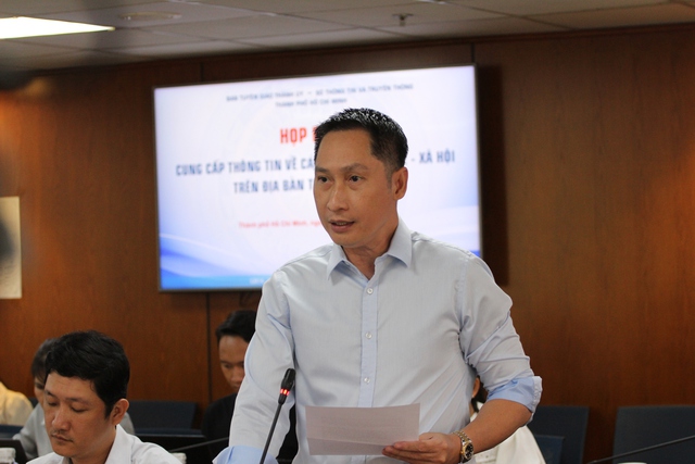 2-ong-lam-ngo-hoang-anh-chanh-van-phong-so-van-hoa--the-thao-3-17152478510041135854912.jpg