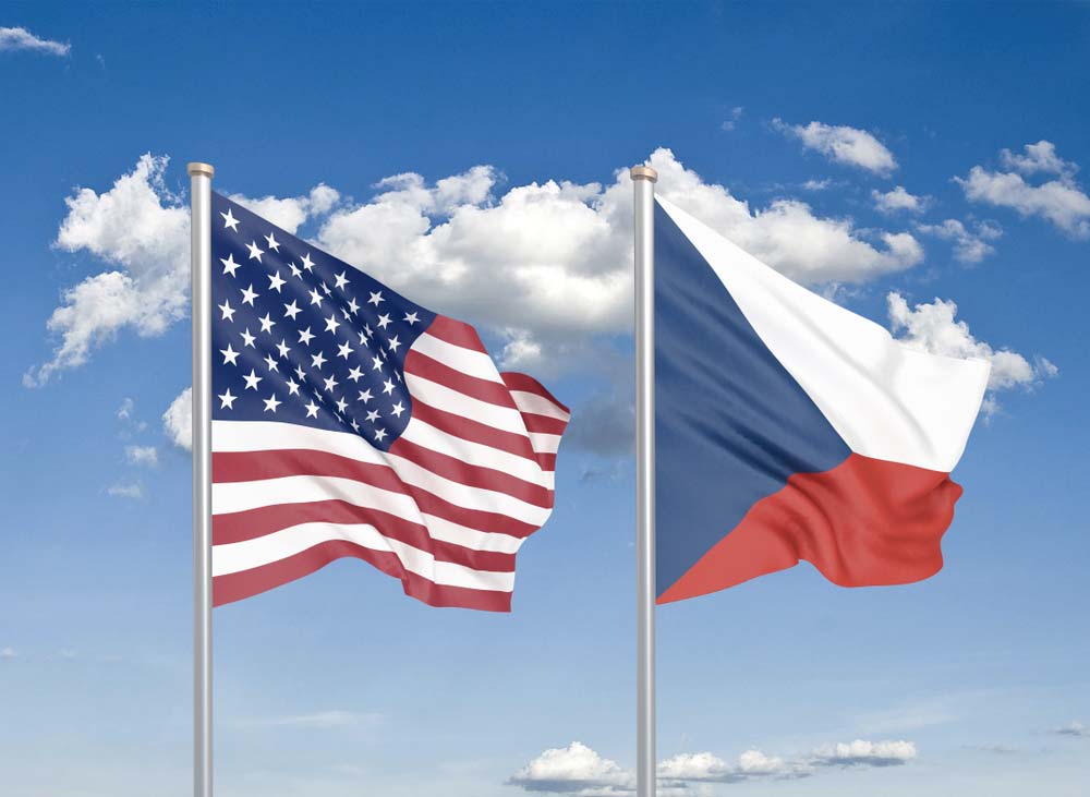 62a370fb23caef7c169b15d5_5d569c2445d1154fed095ad2_usa.jpeg