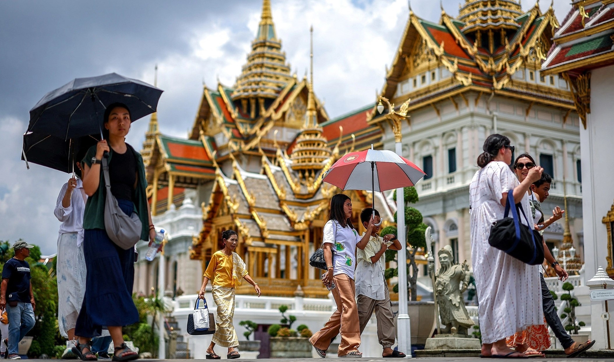 8 thai lan .jpg