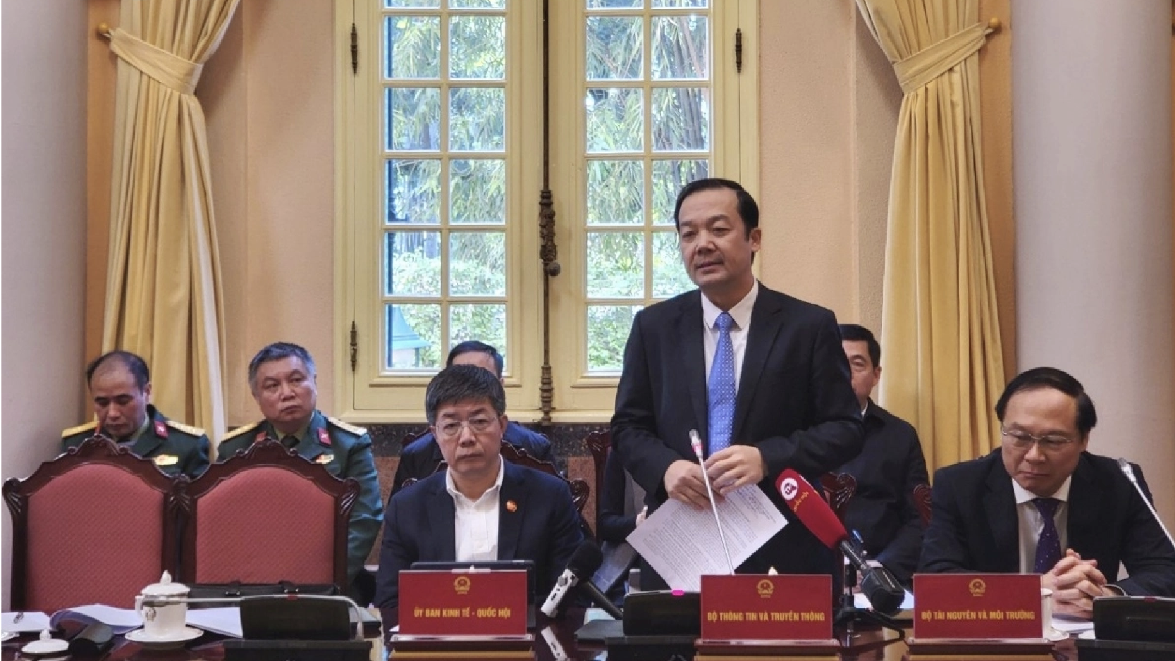 Ảnh màn hình 2023-12-25 lúc 07.43.50.png