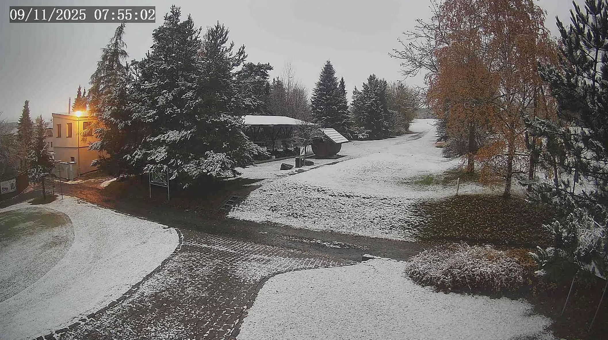 Ảnh màn hình 2025-11-09 lúc 10.32.39.png