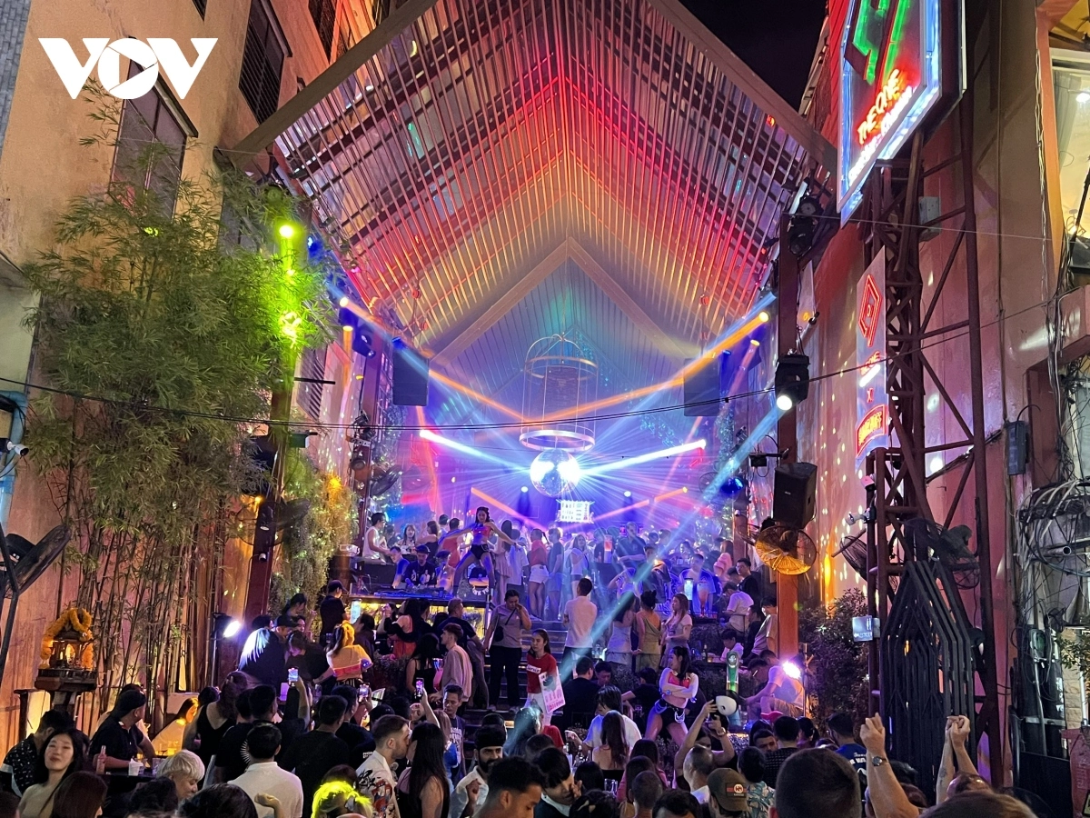 Ảnh minh họa một điểm giải trí về đêm ở thủ đô Bangkok_Nguồn VOV Bangkok.webp