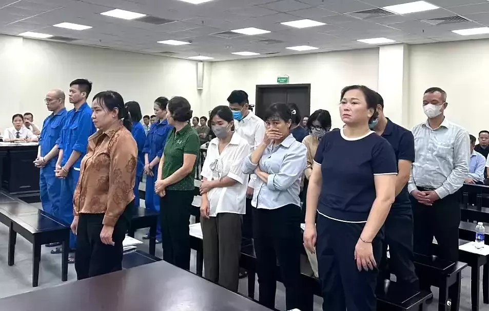 Bị cáo tòa.webp