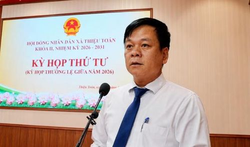 Chủ tịch xã TH.jpg