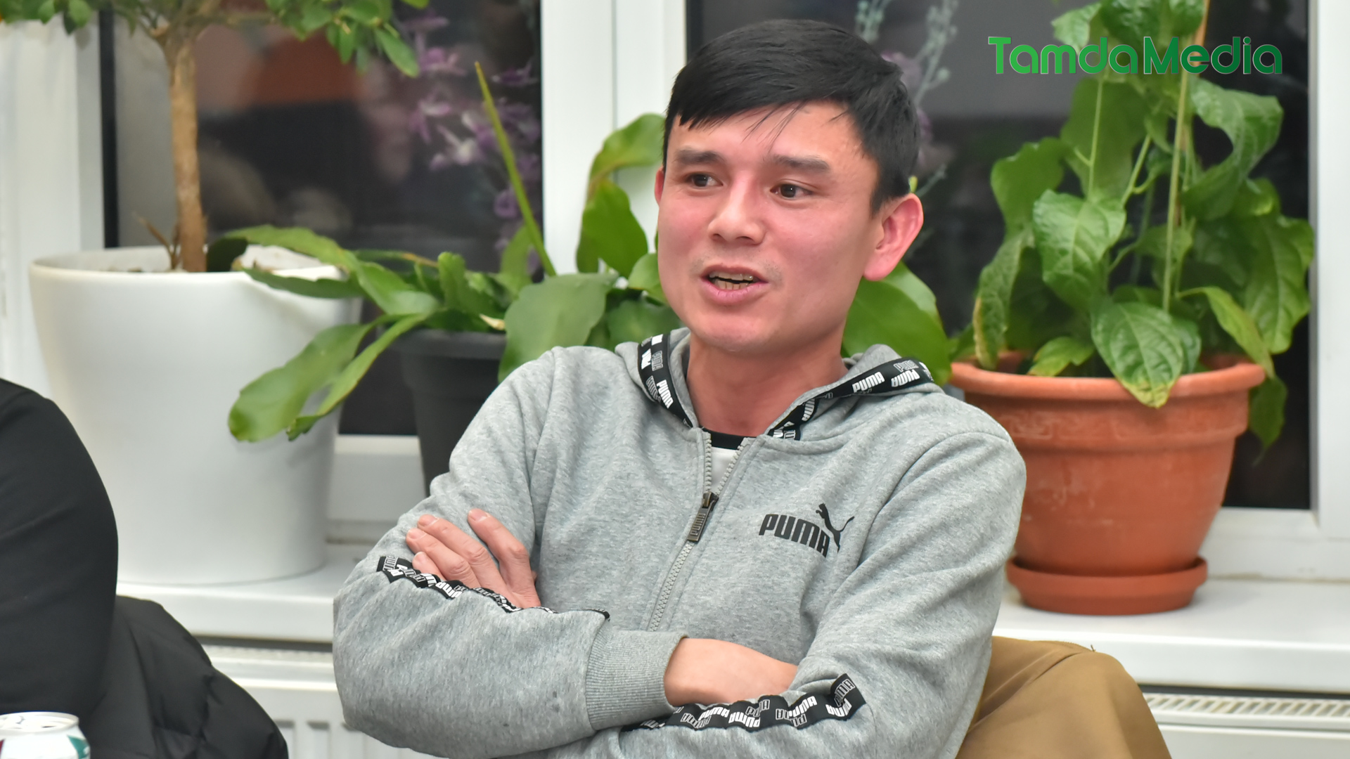 DATA VUONG THUY AN.02_22_36_27.Still009.jpg