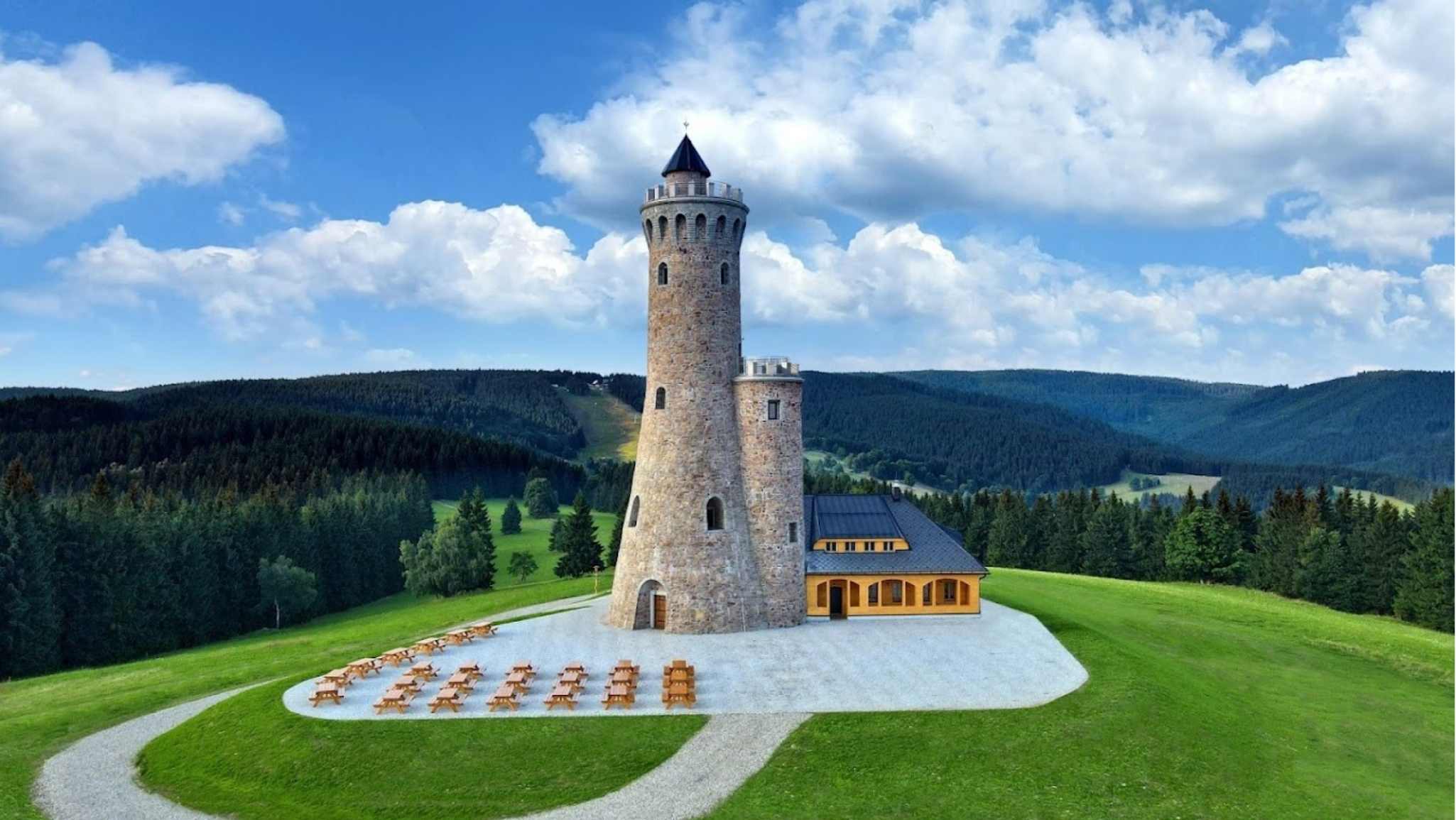 Dalimilova-tower-czechia-1.jpg