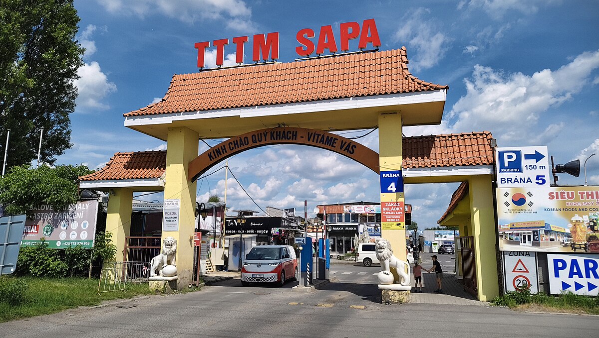 Gate_4_of_TTTM_Sapa_Prague.jpg