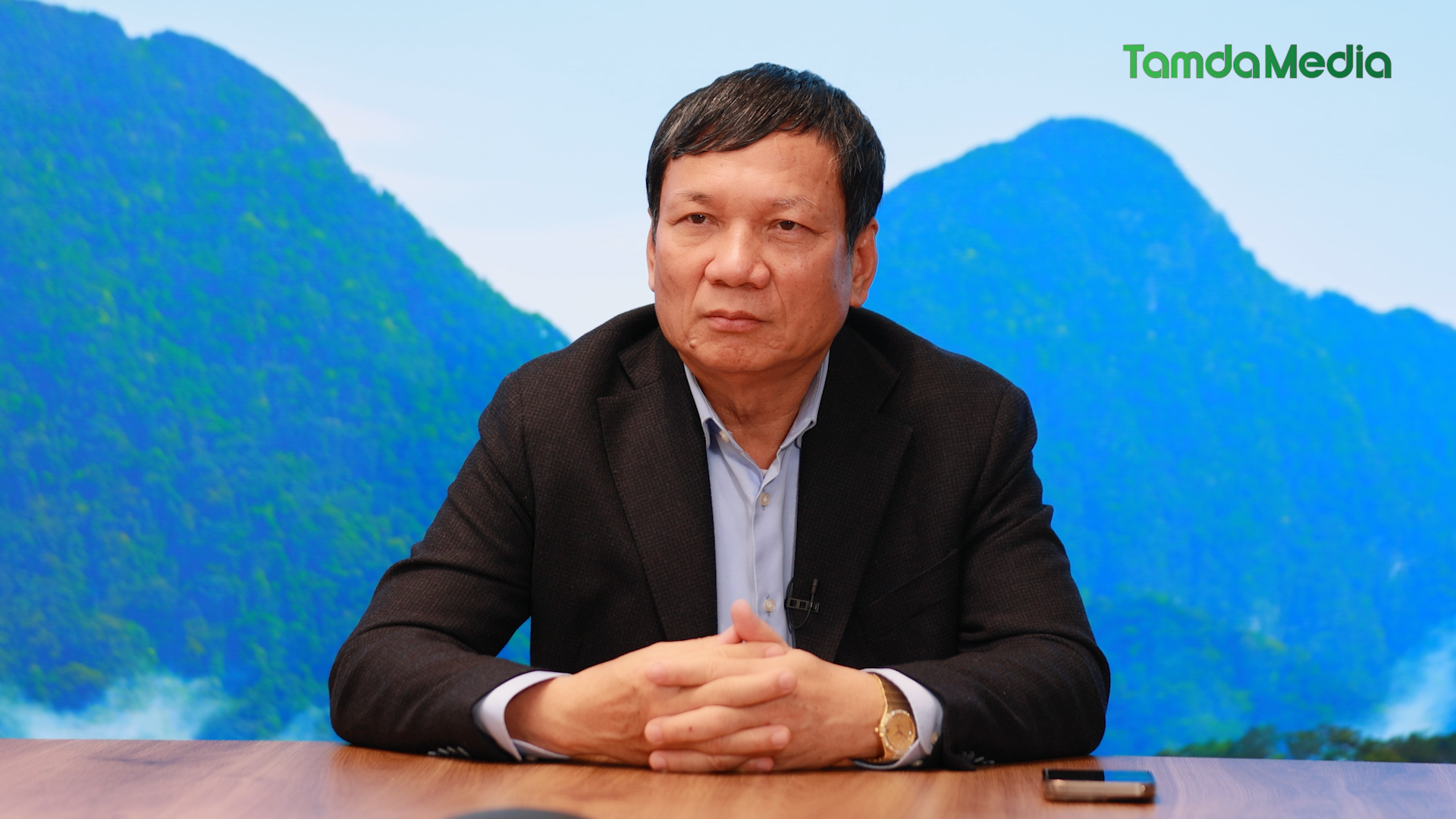 HINH THO.04_10_57_06.Still002.bmp