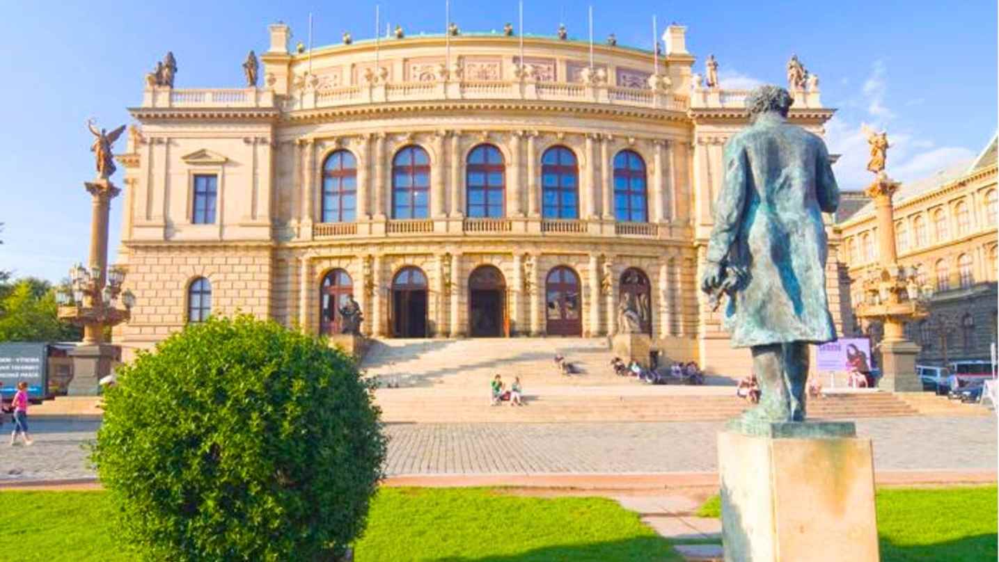 MUSEUMS-PRAGUE.jpg