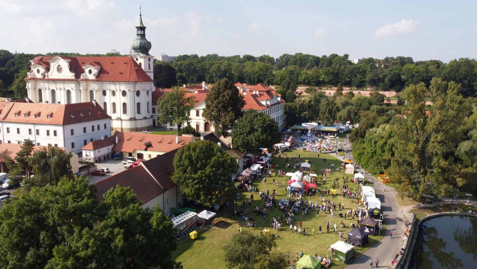Microbrewery-Festival-Břevnov.jpg