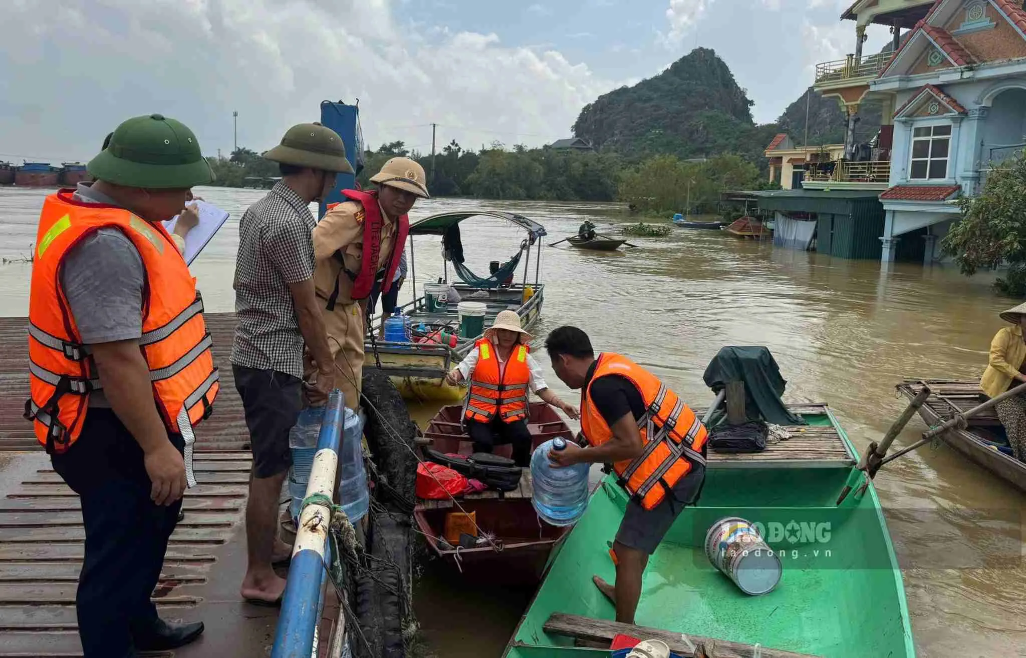 Ninh-Binh-3-Bld.jpg