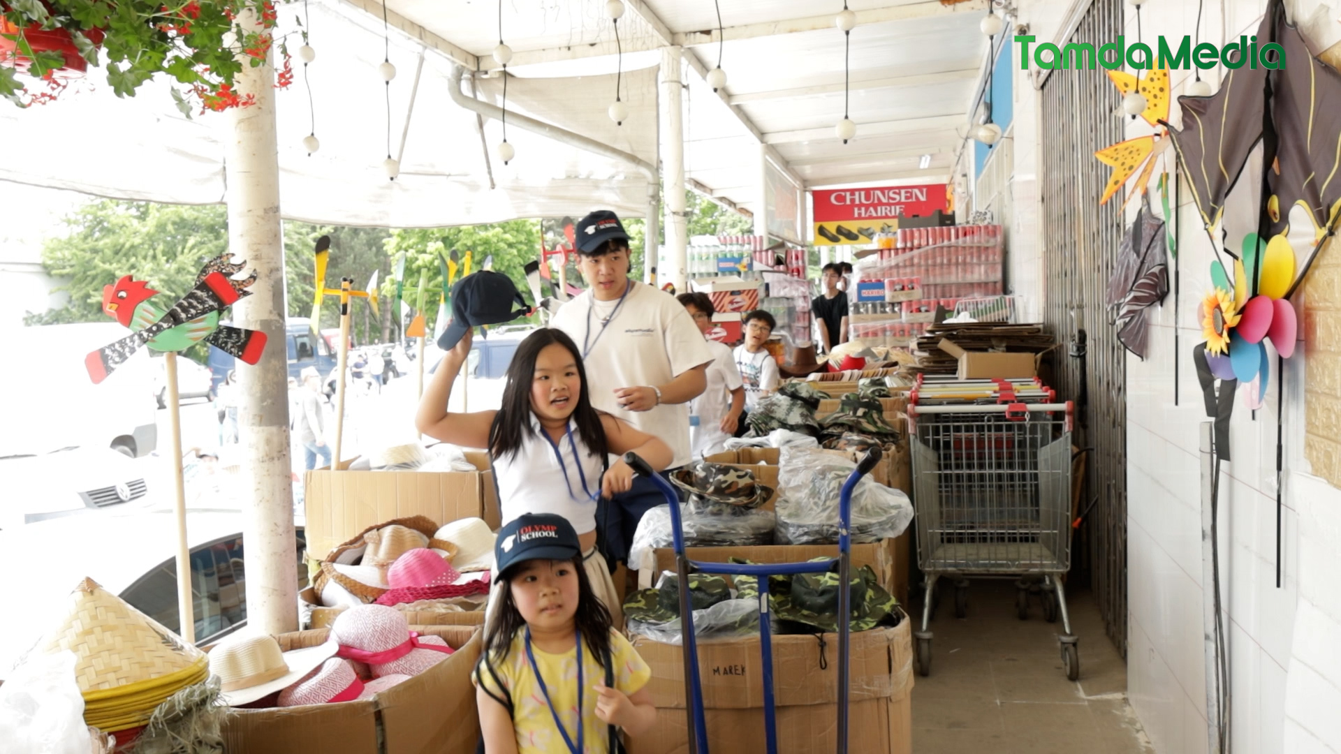 PHONG_SU_01_04_53_05_Still011_0d88b6429c.jpg