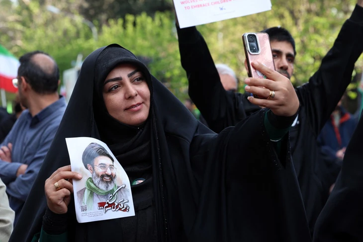 Phụ nữ Iran.webp