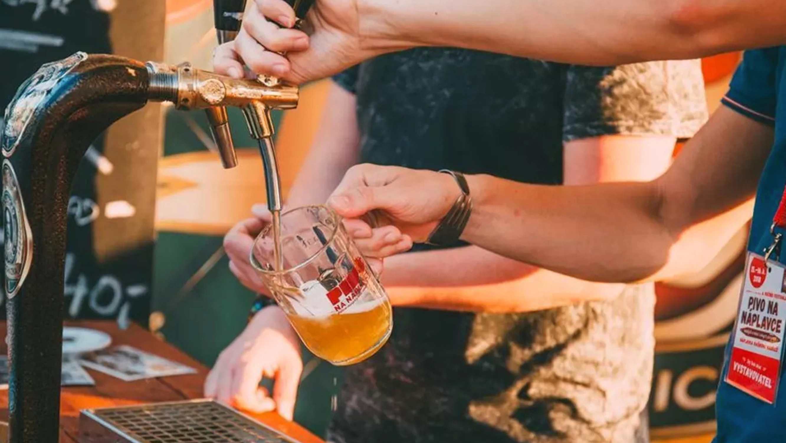 Prague-Beer-Festival-Náplavka.jpg