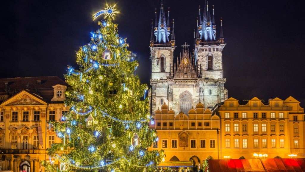Pragues-Christmas-Tree-Lighting.jpg