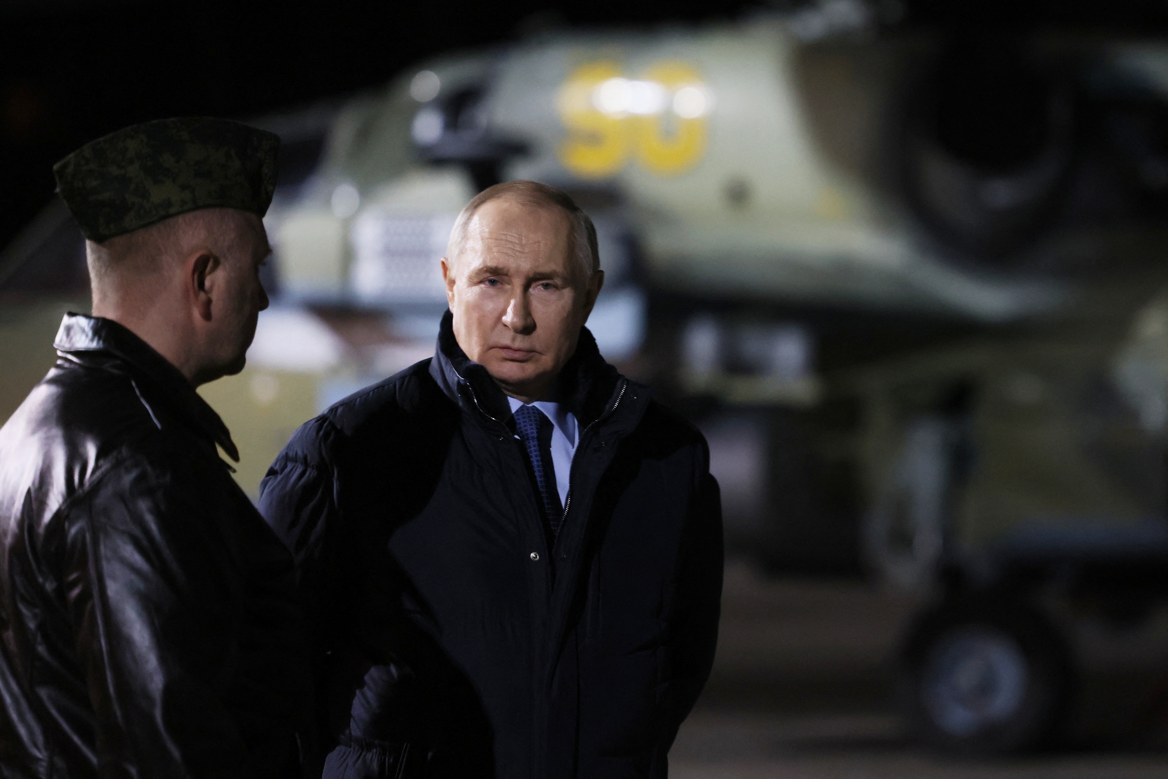 Putin-tha-m-ca-n-cu-kho-ng-qua-8497-4444-1711606880.jpg