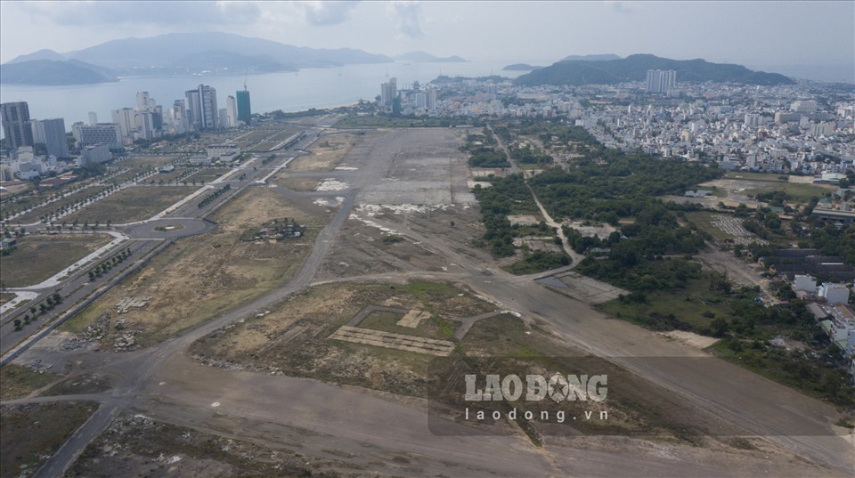 San-Bay-Nha-Trang10-.jpg