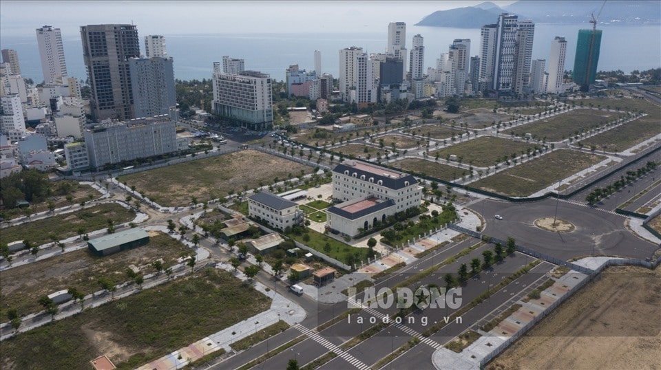 San-Bay-Nha-Trang11-.jpg