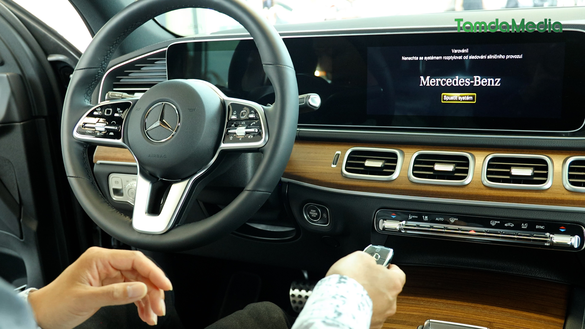 Sequence 09.01_02_54_21.Still009.jpg