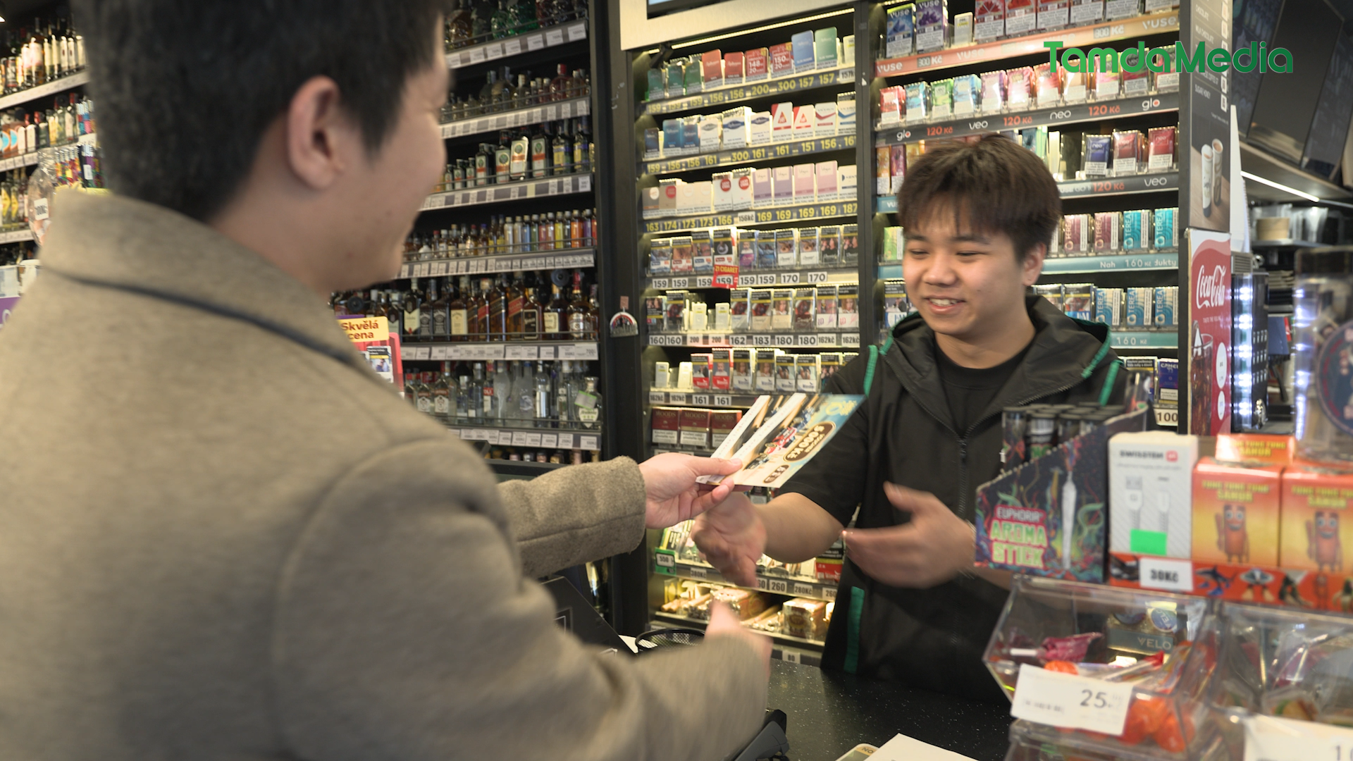 Sequence 17.00_03_15_21.Still005.bmp