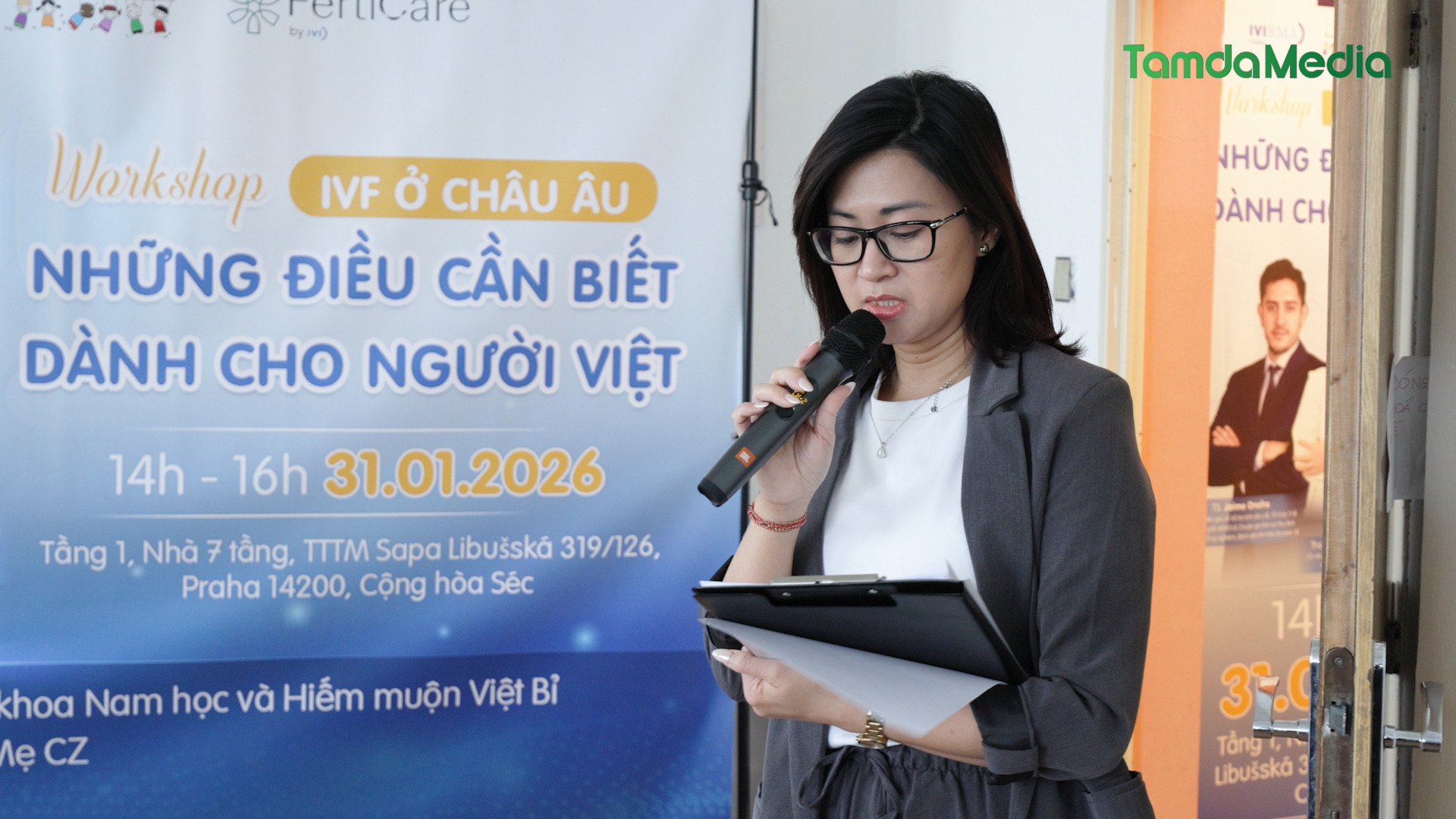 Sequence 17.00_05_33_18.Still006.bmp