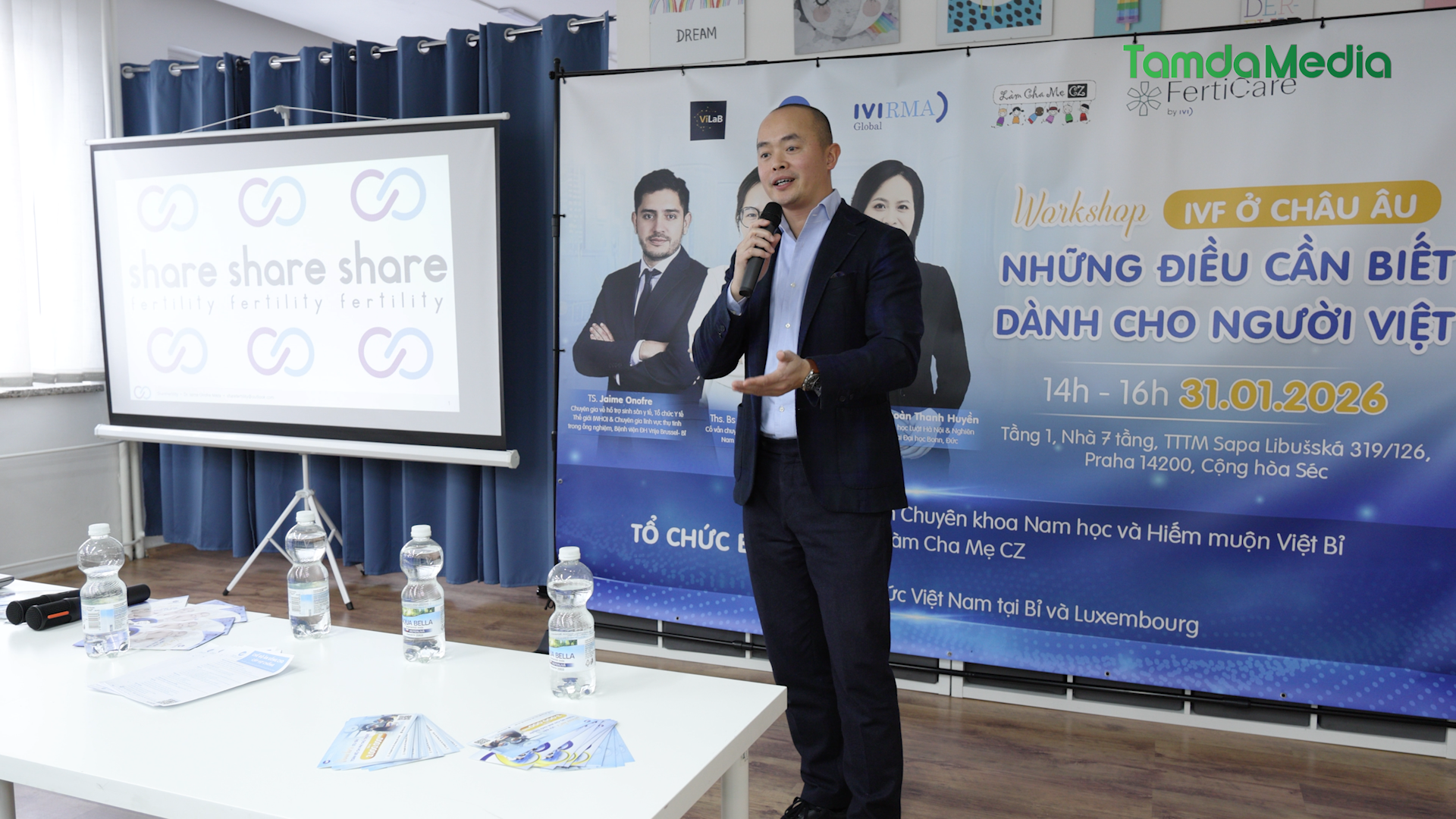 Sequence 17.00_06_17_19.Still009.bmp