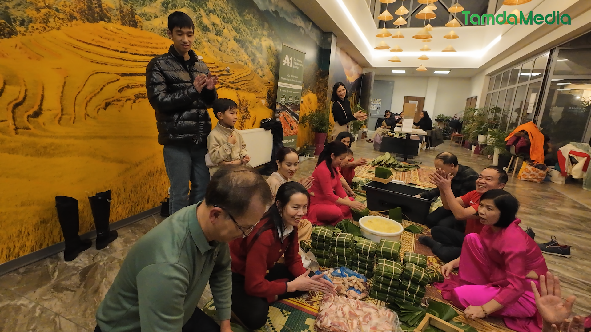 Sequence 17.00_07_12_03.Still011.bmp