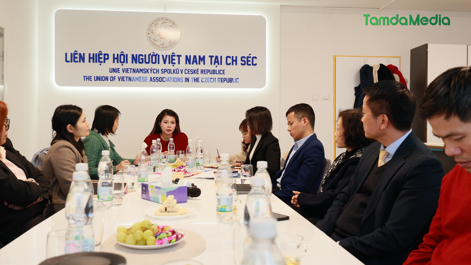 Sequence 17.00_08_08_19.Still006.bmp