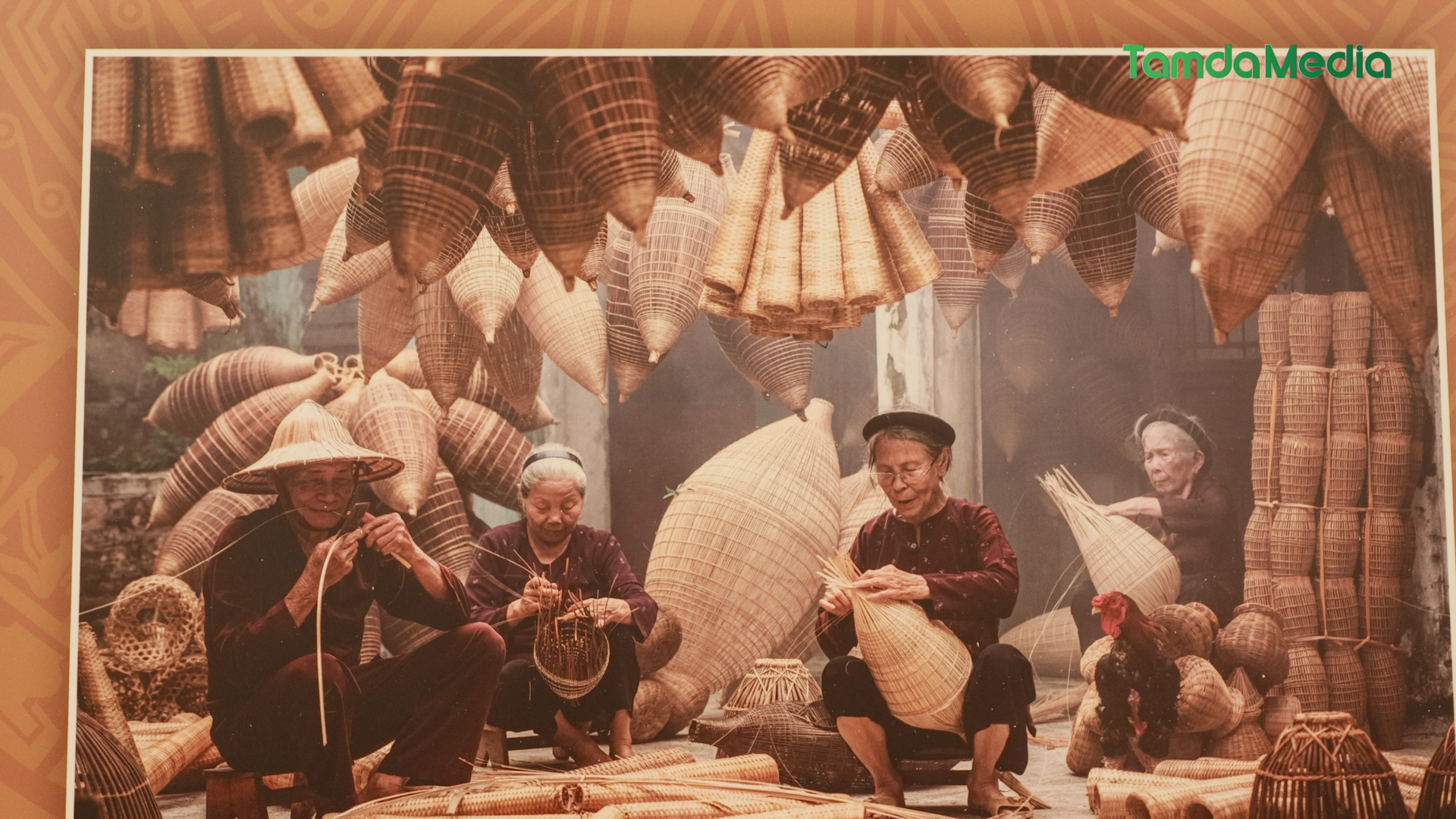 Sequence 17.00_19_02_26.Still015.bmp