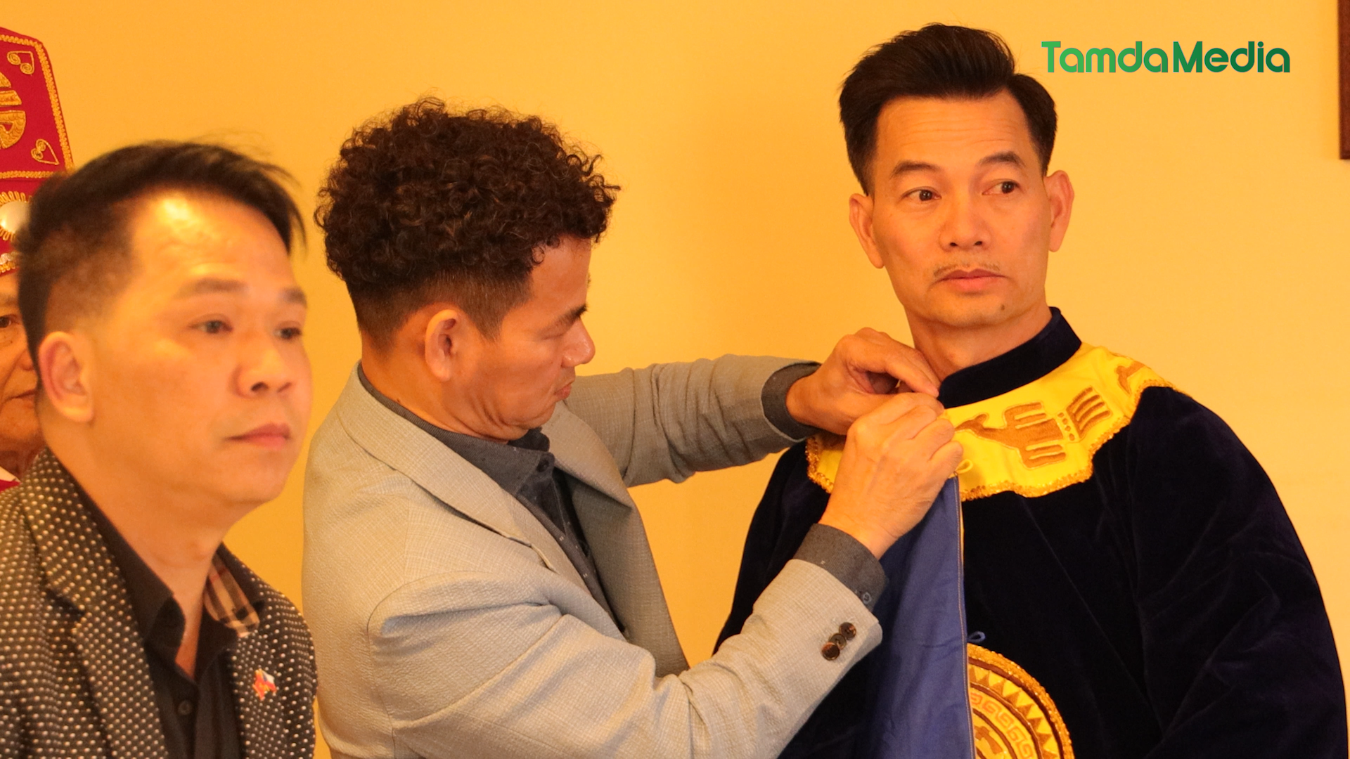 Sequence 17.00_26_20_24.Still016.bmp