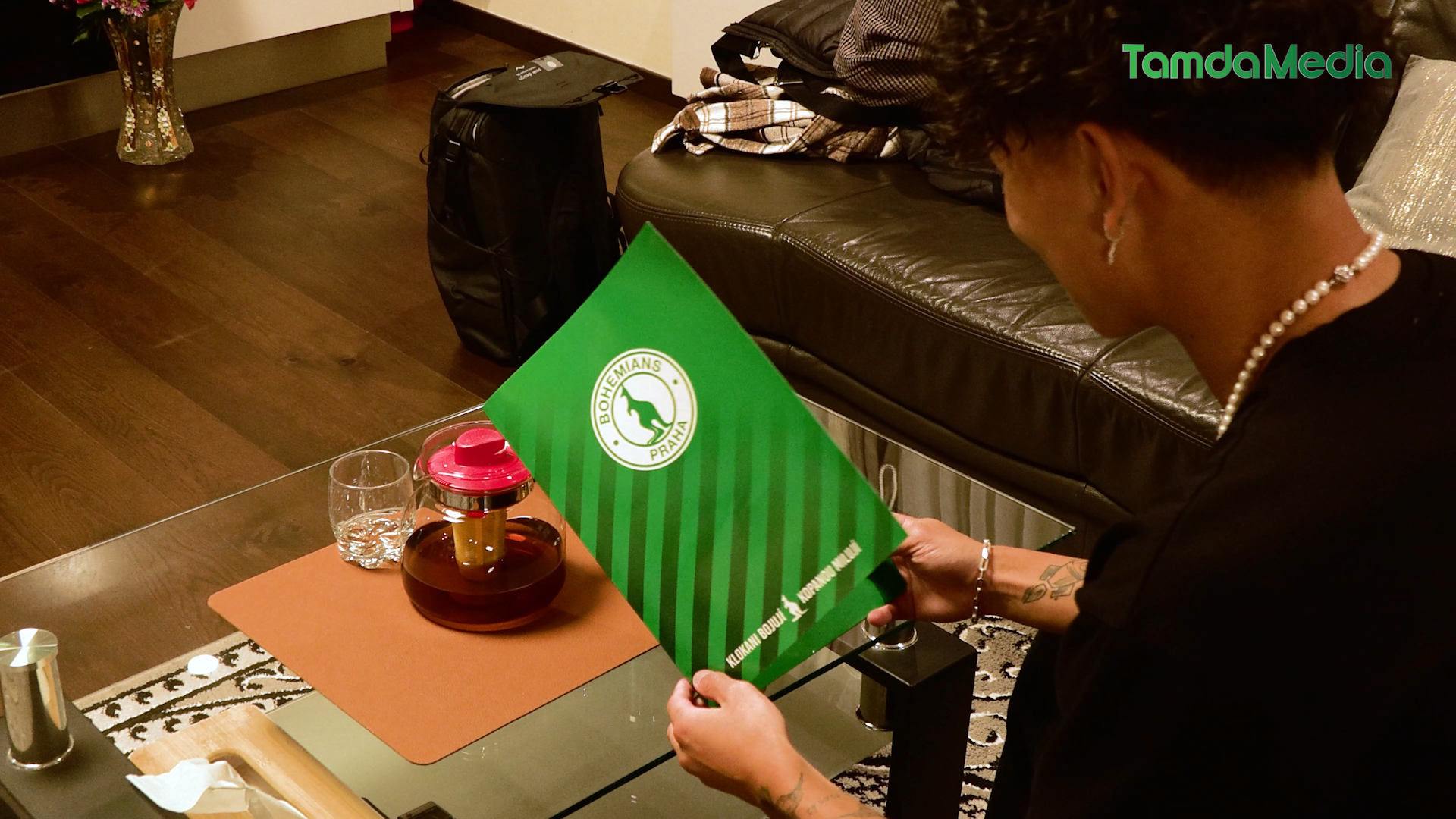 Sequence 17.01_01_23_11.Still007.bmp