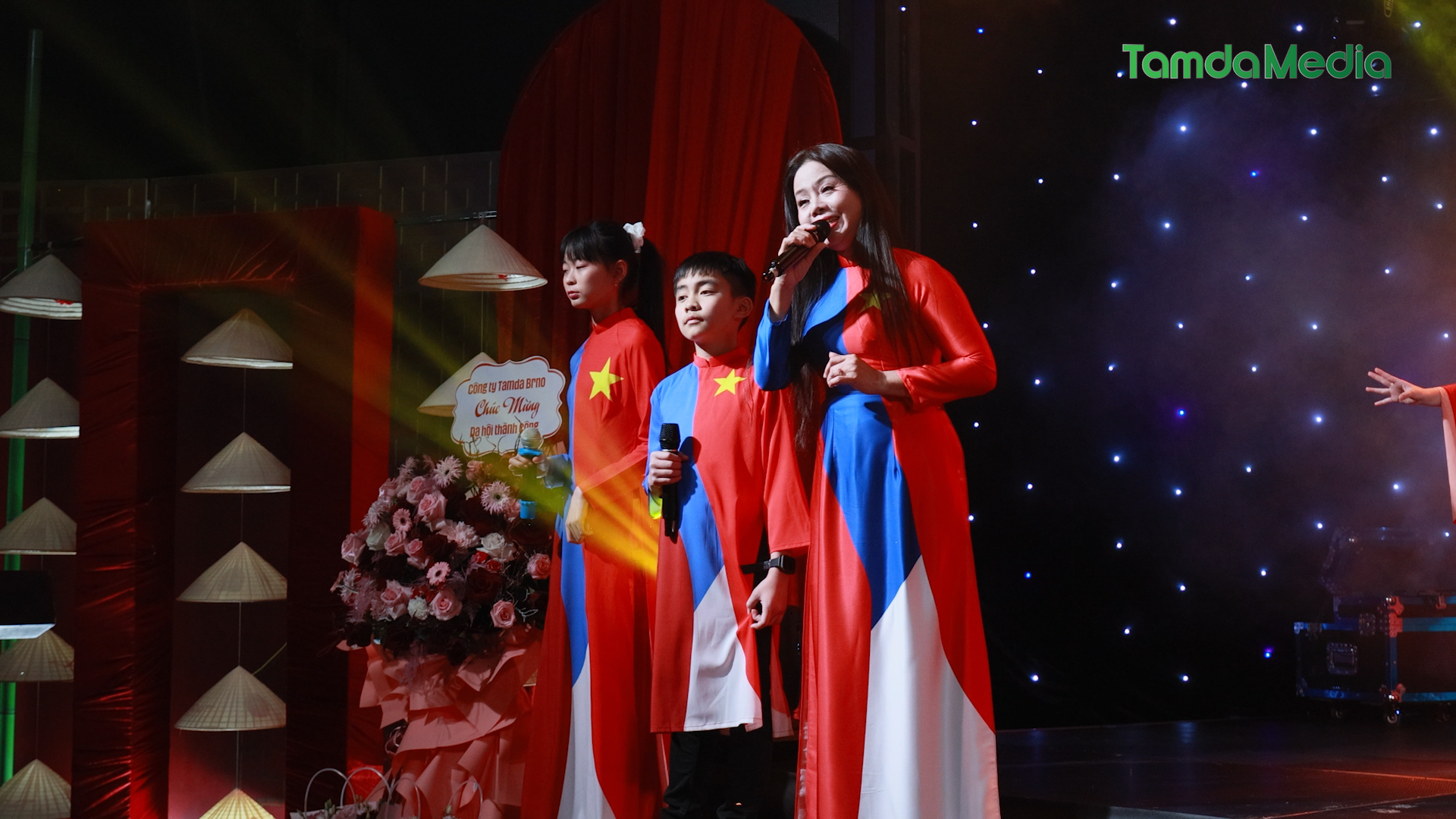 Sequence 17.01_03_02_08.Still013.bmp