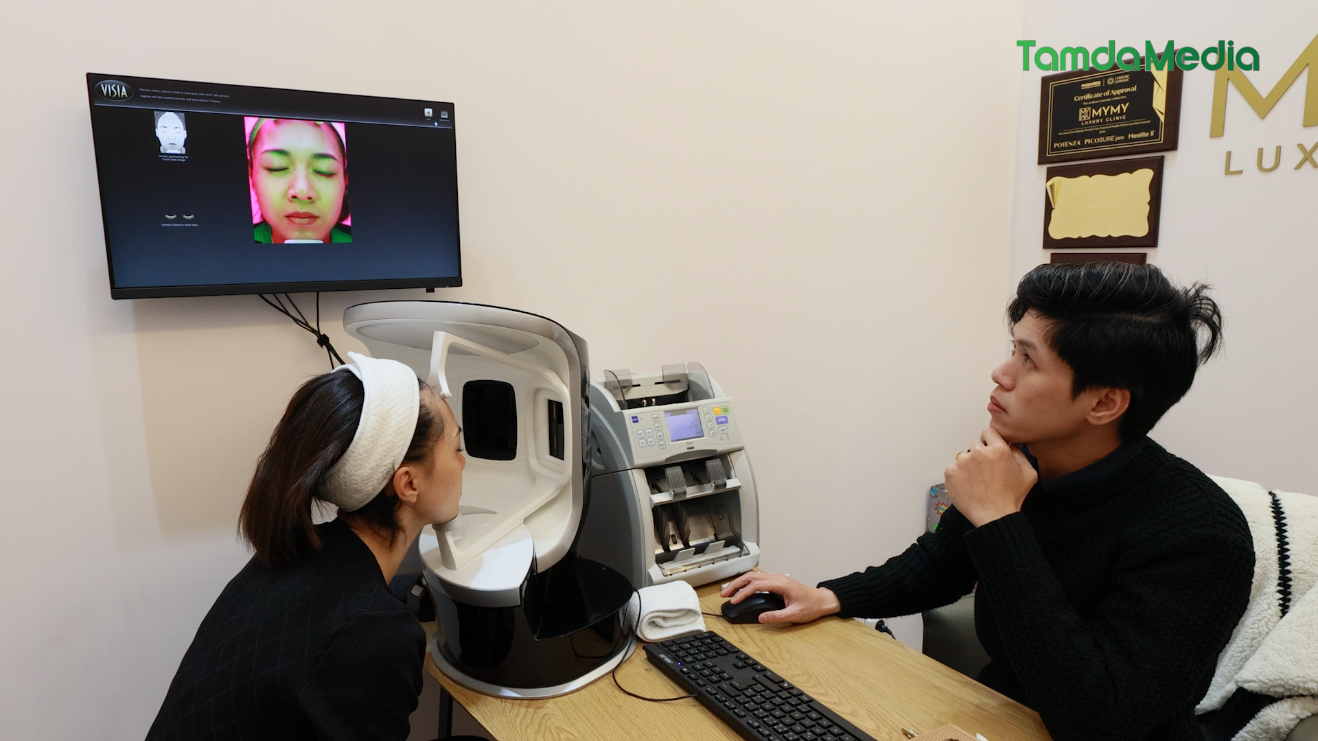 Sequence 18.01_28_19_20.Still018.bmp