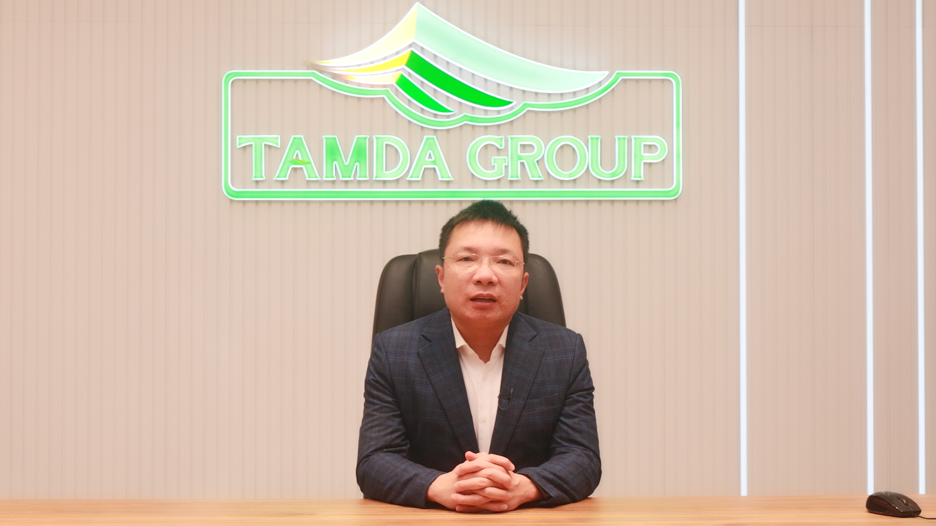 Sequence 19.00_03_55_22.Still001.bmp